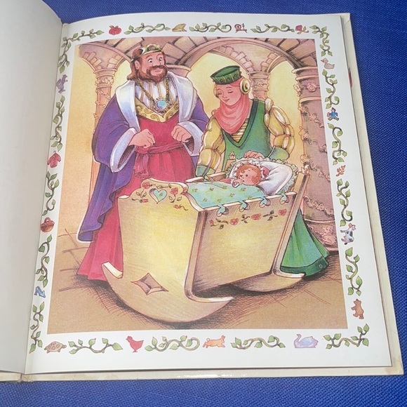 The Talking Mother Goose Fairy Tales Book Sleeping Beauty. - Picture 3 of 5
